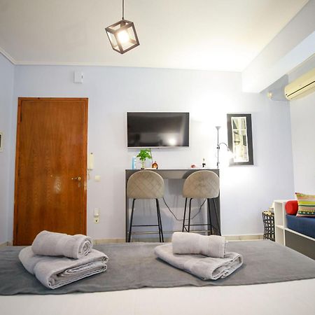 Adriana'S Downtown Studio-Parking Lot Included Patras Exterior foto